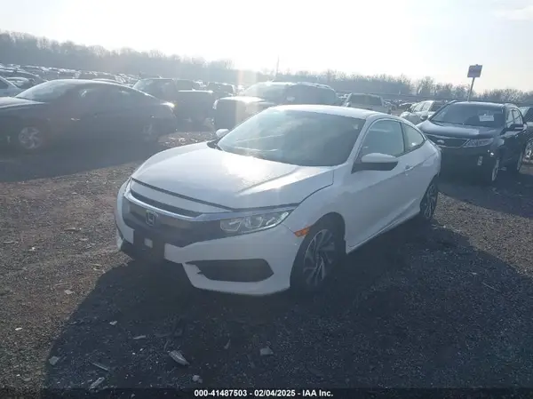 2HGFC4B06JH309105 2018 HONDA CIVIC - Image 2