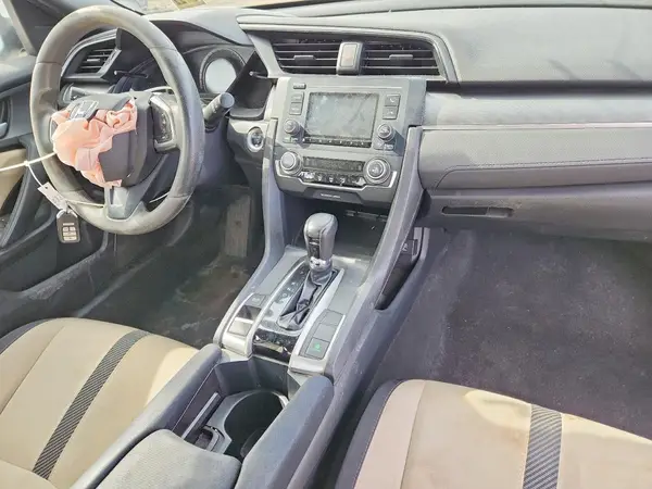 2HGFC4B07HH303596 2017 HONDA CIVIC - Image 8