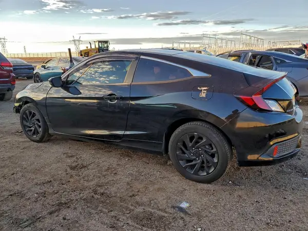 2HGFC4B07JH309629 2018 HONDA CIVIC - Image 2
