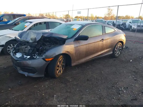 2HGFC4B08JH307808 2018 HONDA CIVIC - Image 2