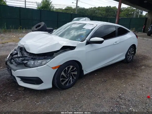 2HGFC4B09HH303213 2017 HONDA CIVIC - Image 2