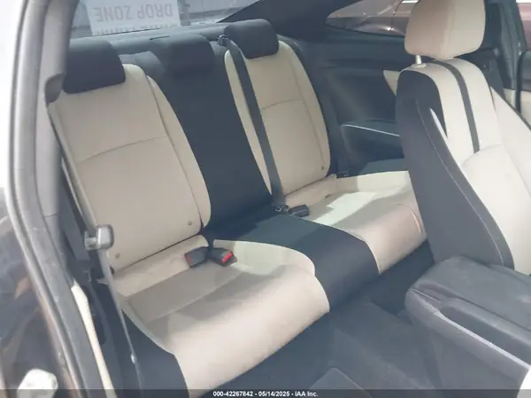 2HGFC4B09HH310713 2017 HONDA CIVIC - Image 8