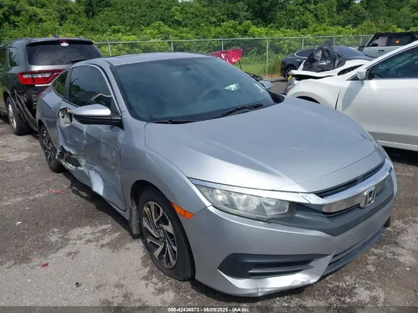 2HGFC4B09JH303301 2018 HONDA CIVIC - Image 1