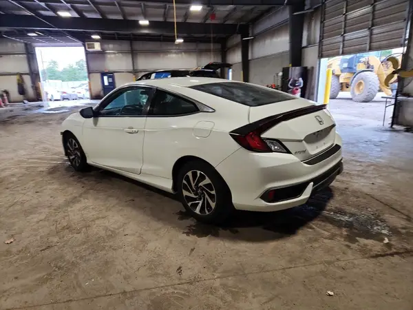 2HGFC4B09JH303413 2018 HONDA CIVIC - Image 2