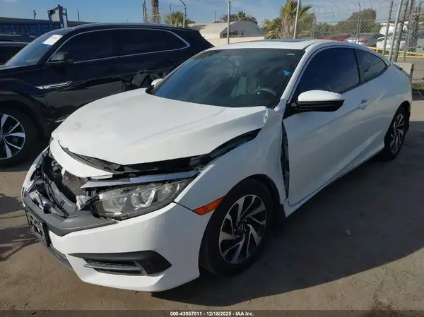 2HGFC4B0XGH303266 2016 HONDA CIVIC - Image 2