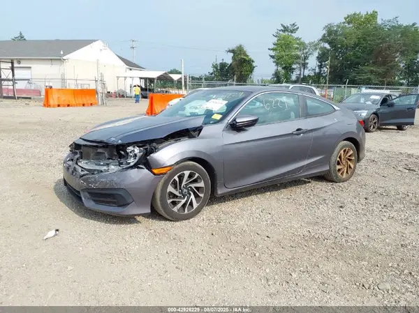 2HGFC4B0XHH300871 2017 HONDA CIVIC - Image 2
