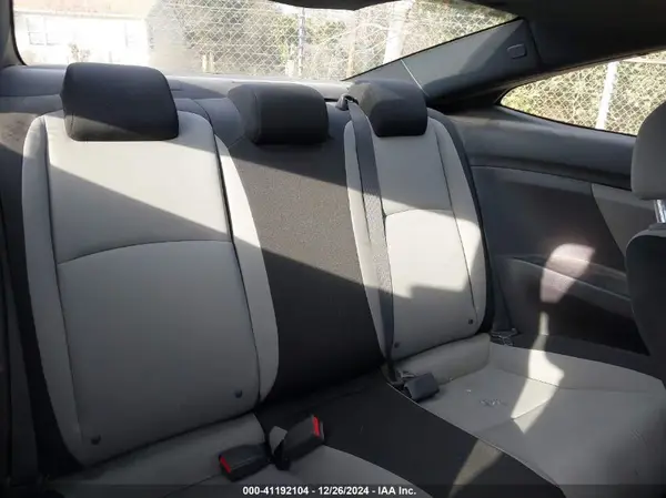2HGFC4B0XHH302006 2017 HONDA CIVIC - Image 8