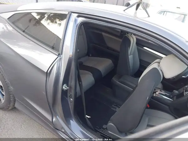 2HGFC4B0XHH302815 2017 HONDA CIVIC - Image 8