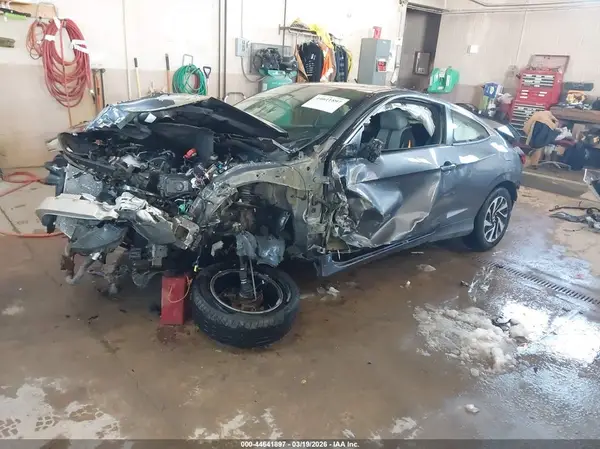 2HGFC4B0XHH304452 2017 HONDA CIVIC - Image 2