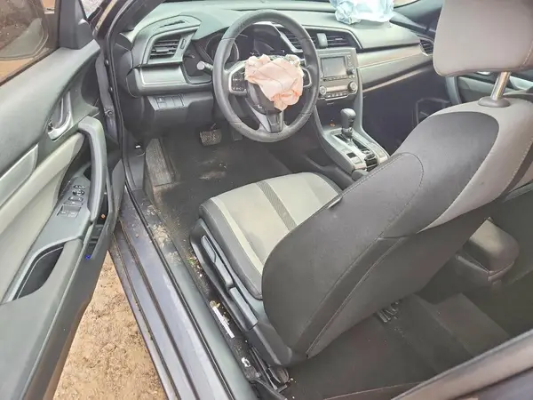 2HGFC4B0XJH300777 2018 HONDA CIVIC - Image 8