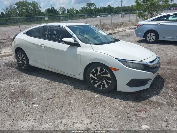 2HGFC4B0XJH305655 2018 HONDA CIVIC - Image 1