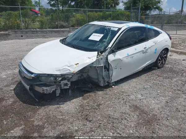 2HGFC4B0XJH305655 2018 HONDA CIVIC - Image 2