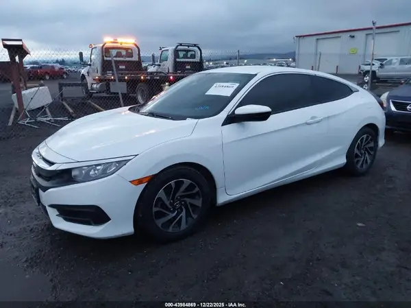 2HGFC4B51HH310944 2017 HONDA CIVIC - Image 2