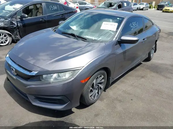 2HGFC4B52JH303460 2018 HONDA CIVIC - Image 2
