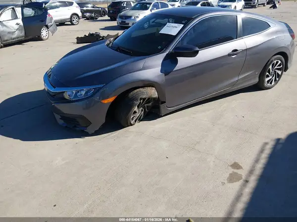 2HGFC4B52JH305368 2018 HONDA CIVIC - Image 2