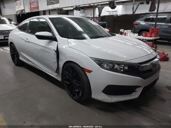 2HGFC4B53JH306738 2018 HONDA CIVIC - Image 1