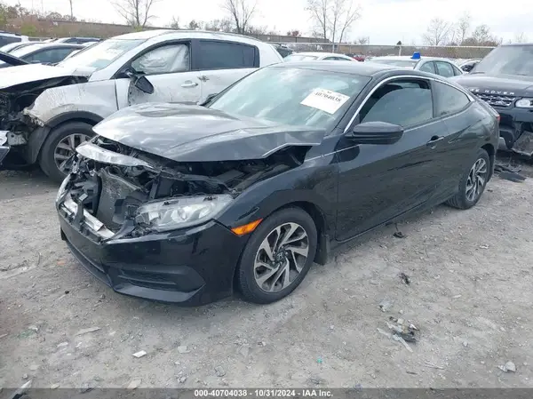 2HGFC4B55JH304053 2018 HONDA CIVIC - Image 2