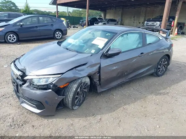 2HGFC4B55JH306322 2018 HONDA CIVIC - Image 2