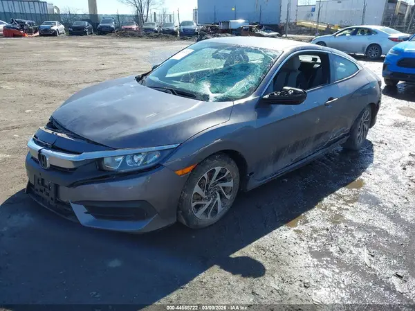 2HGFC4B57JH307682 2018 HONDA CIVIC - Image 2