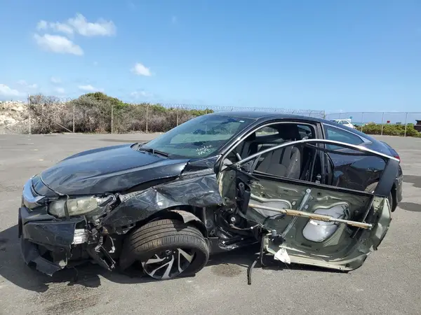 2HGFC4B58GH304279 2016 HONDA CIVIC - Image 1