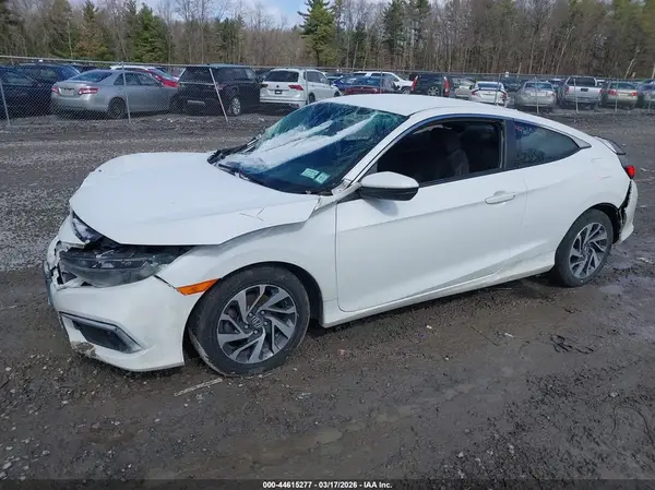 2HGFC4B61KH304349 2019 HONDA CIVIC - Image 2