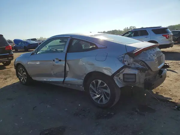 2HGFC4B61KH305677 2019 HONDA CIVIC - Image 2