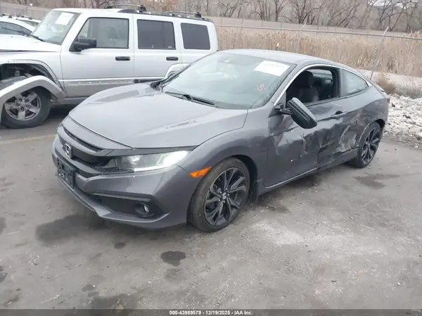 2HGFC4B81KH304837 2019 HONDA CIVIC - Image 2