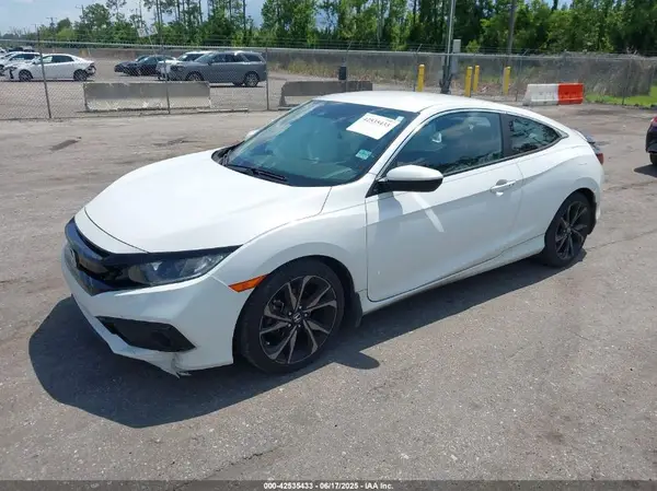 2HGFC4B83KH300594 2019 HONDA CIVIC - Image 2