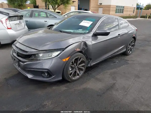 2HGFC4B87KH300176 2019 HONDA CIVIC - Image 2