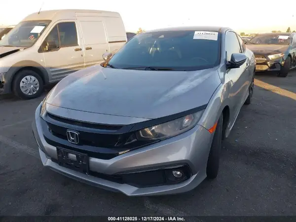 2HGFC4B89KH307002 2019 HONDA CIVIC - Image 2