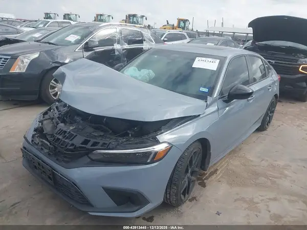 2HGFE1E51RH470540 2024 HONDA CIVIC - Image 2