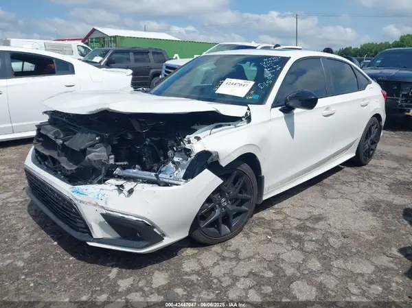 2HGFE1E53RH475271 2024 HONDA CIVIC - Image 2