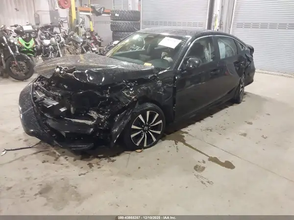 2HGFE1F71RH326549 2024 HONDA CIVIC - Image 2