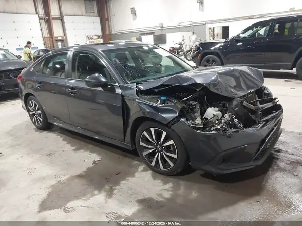 2HGFE1F72NH318812 2022 HONDA CIVIC - Image 1