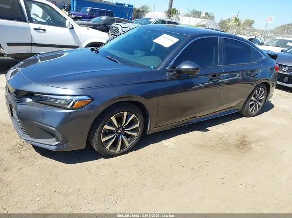 2HGFE1F72PH323995 2023 HONDA CIVIC - Image 2