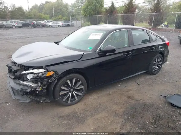 2HGFE1F72RH330870 2024 HONDA CIVIC - Image 2