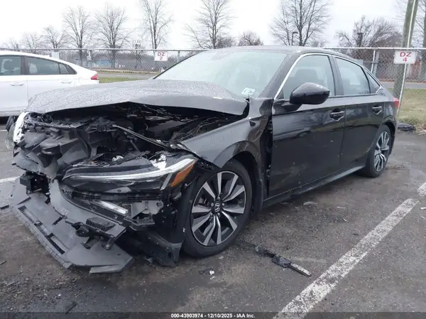 2HGFE1F73RH320297 2024 HONDA CIVIC - Image 2