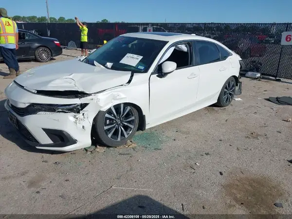2HGFE1F74RH304514 2024 HONDA CIVIC - Image 2