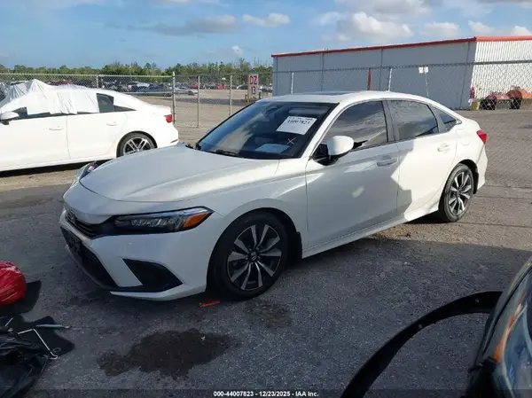 2HGFE1F74RH327792 2024 HONDA CIVIC - Image 2
