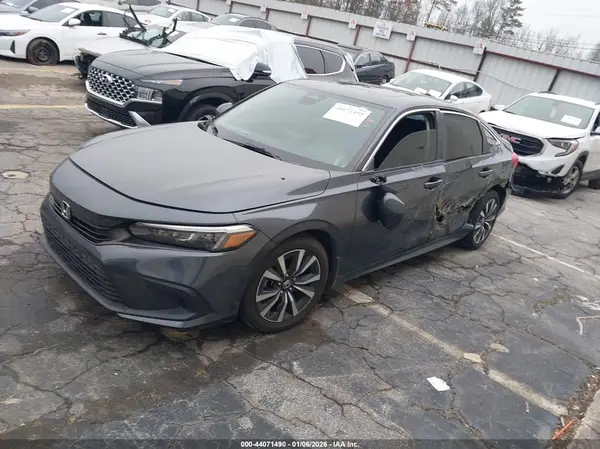 2HGFE1F76RH301369 2024 HONDA CIVIC - Image 2