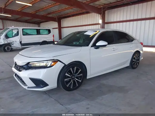 2HGFE1F77RH325065 2024 HONDA CIVIC - Image 2