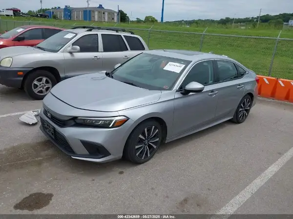 2HGFE1F78PH318090 2023 HONDA CIVIC - Image 2