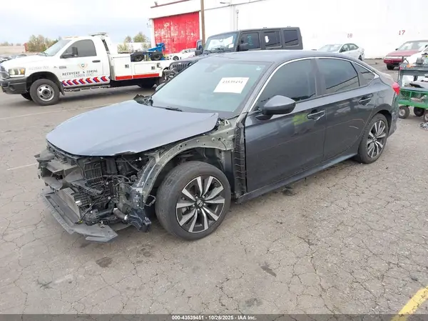 2HGFE1F79PH305901 2023 HONDA CIVIC - Image 2