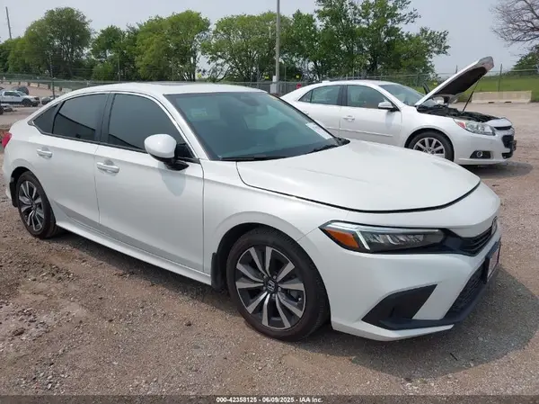 2HGFE1F7XRH330762 2024 HONDA CIVIC - Image 1