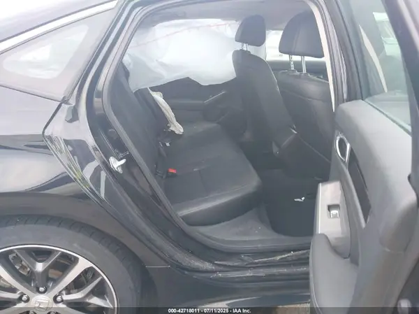 2HGFE1F94NH304640 2022 HONDA CIVIC - Image 8