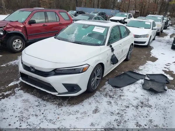 2HGFE1F96RH300403 2024 HONDA CIVIC - Image 2