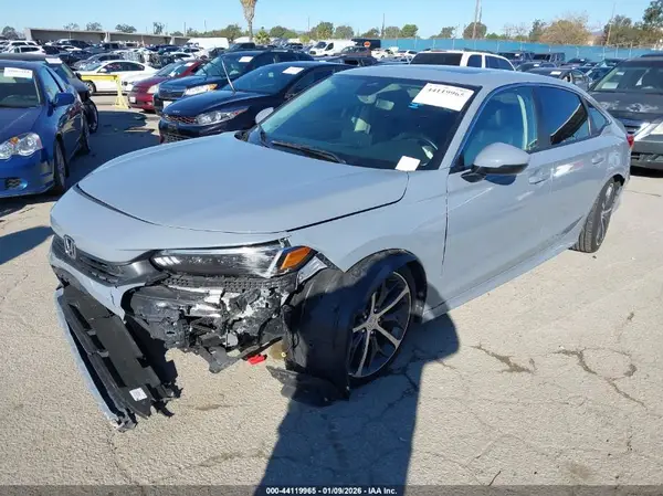 2HGFE1F97PH303033 2023 HONDA CIVIC - Image 2