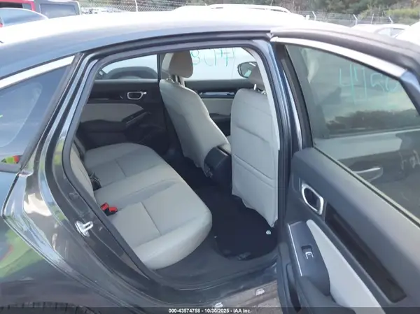 2HGFE1F9XRH329242 2024 HONDA CIVIC - Image 8