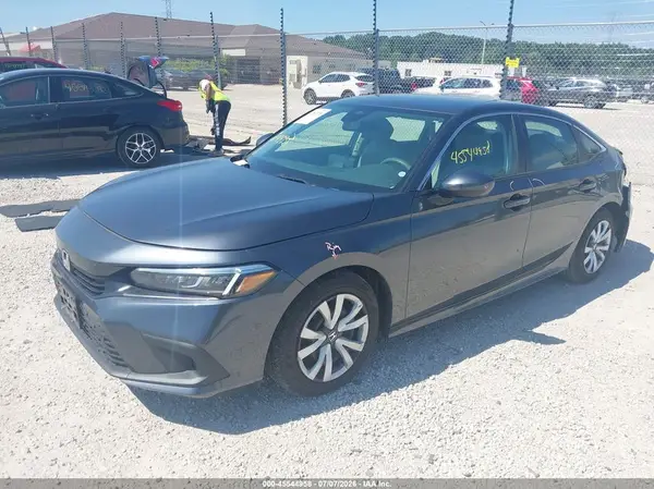 2HGFE2F21RH588467 2024 HONDA CIVIC - Image 2