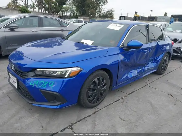 2HGFE2F22NH517742 2022 HONDA CIVIC - Image 2
